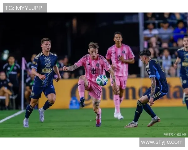 英超精彩对决：多特蒙德与那不勒斯激战成平局神扑瞬间引发全场沸腾