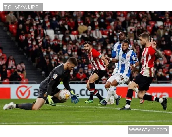 意甲激战：莱比锡与皇马战平神扑瞬间成比赛转折点分析