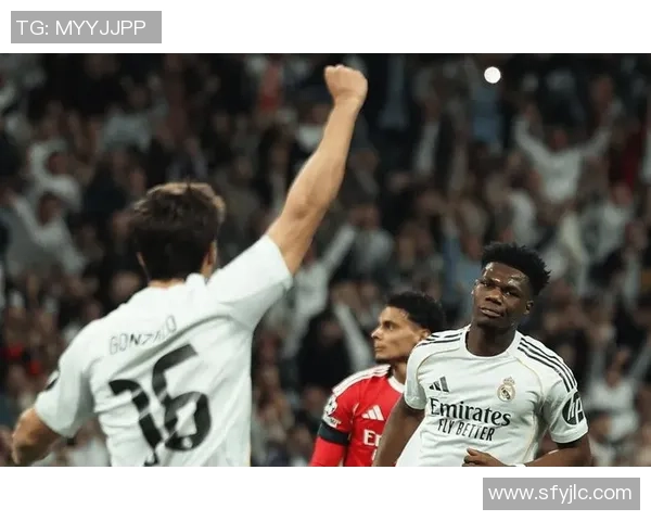 英超激战曼联与皇马战平点球大战精彩瞬间引发全场沸腾